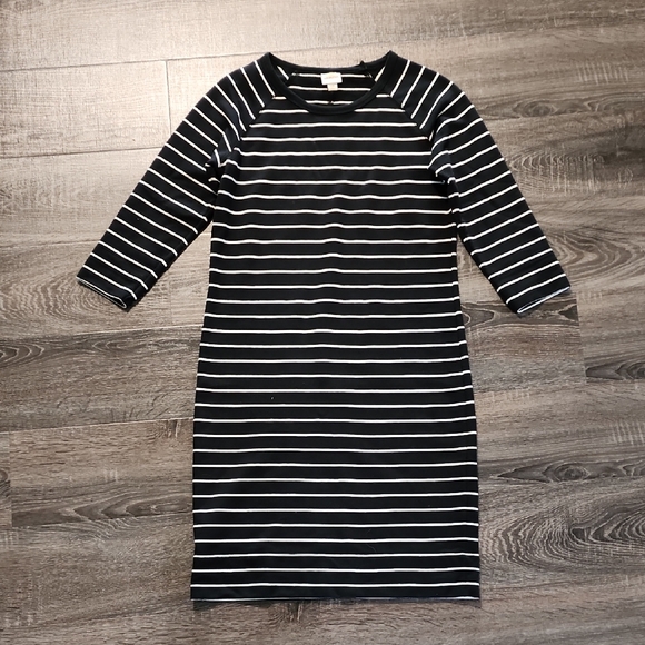 🌹 Merona Striped 3/4 Sleeve Dress 🌹 - Picture 1 of 4